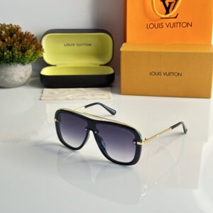 Louis Vuitton 1918 gold black dc