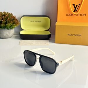 Louis Vuitton 2360 Cream Black