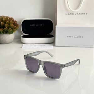 Marc Jacobs 6000 Grey