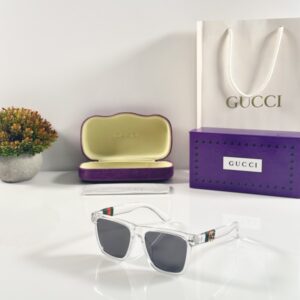Gucci 1390 Water Black