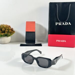 Prada 8679 Black