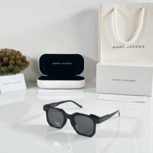 Marc Jacobs 5332 Black