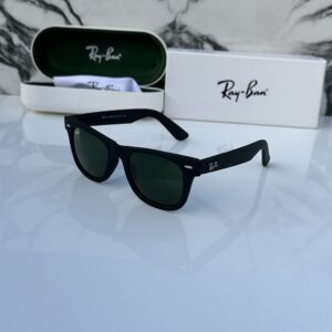 Rayban 2140 black green