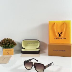 Louis Vuitton 105 Brown