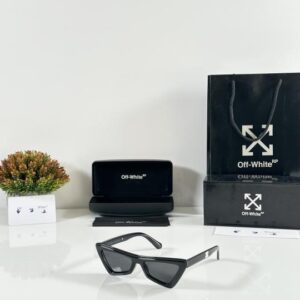 Off White 8993 Black
