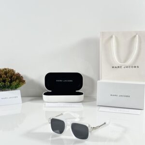 Marc Jacobs 1137 Ice Black
