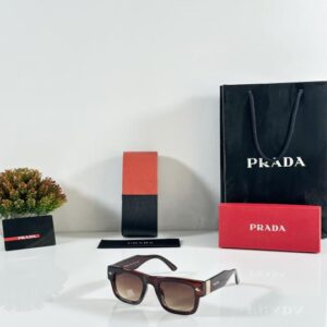Prada 19 Brown