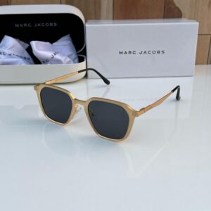 Marc jacobs 502 gold black