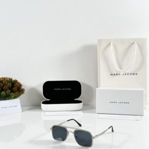 Marc Jacobs 503 Silver Black