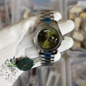 Role x Day date Quartz