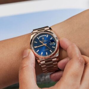 ROLEX DAYDATE OYSTER ROSEGOLD YZ