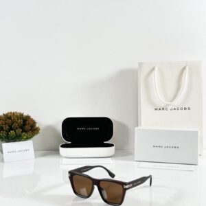 Marc Jacobs 1002 Mate Brown