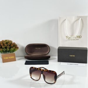 Tomford 0559 Tiger Brown